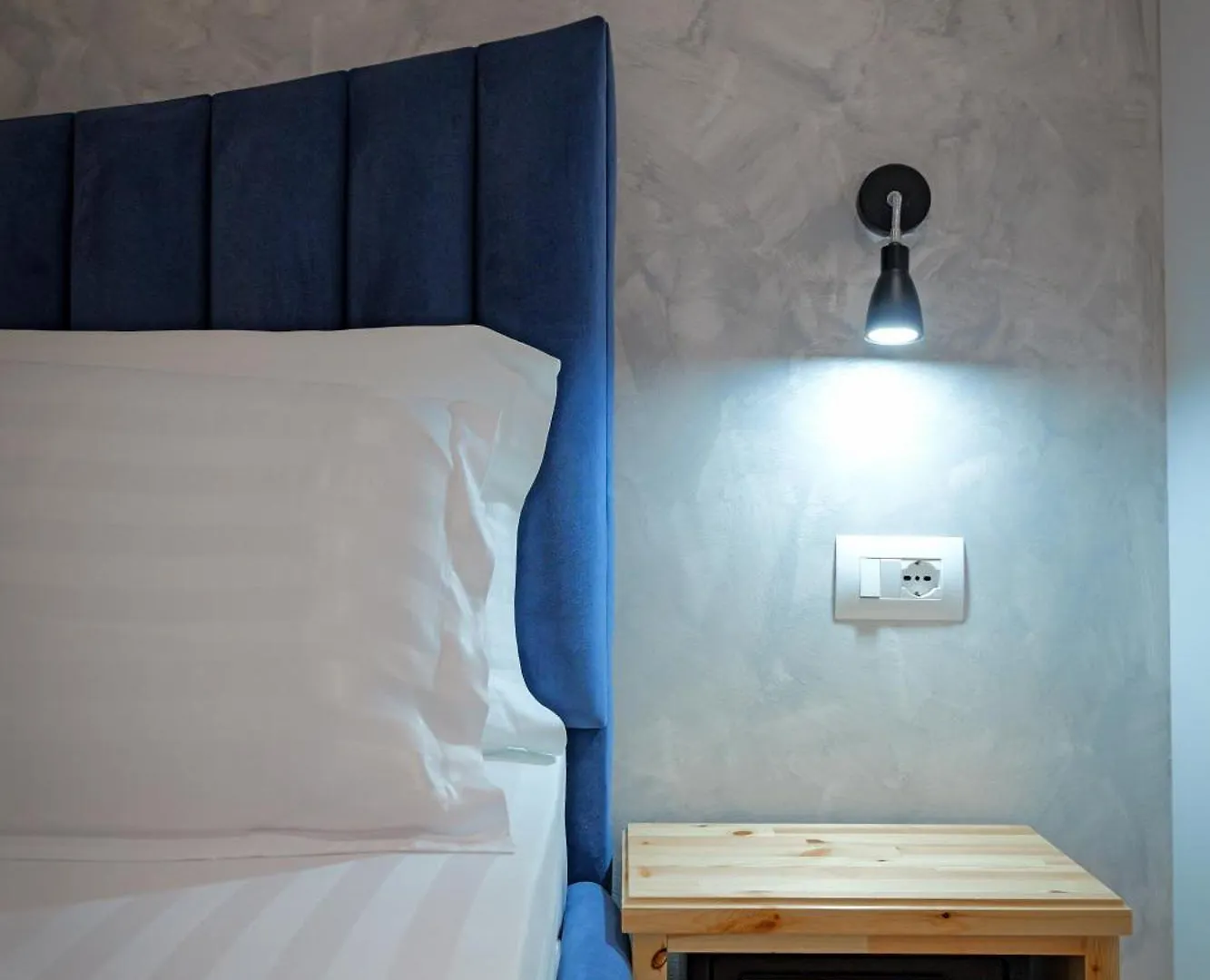 Villa Juna Beach Sarandë ホテル