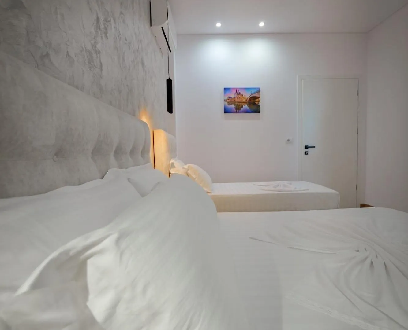 **** ホテル Villa Juna Beach Sarandë アルバニア