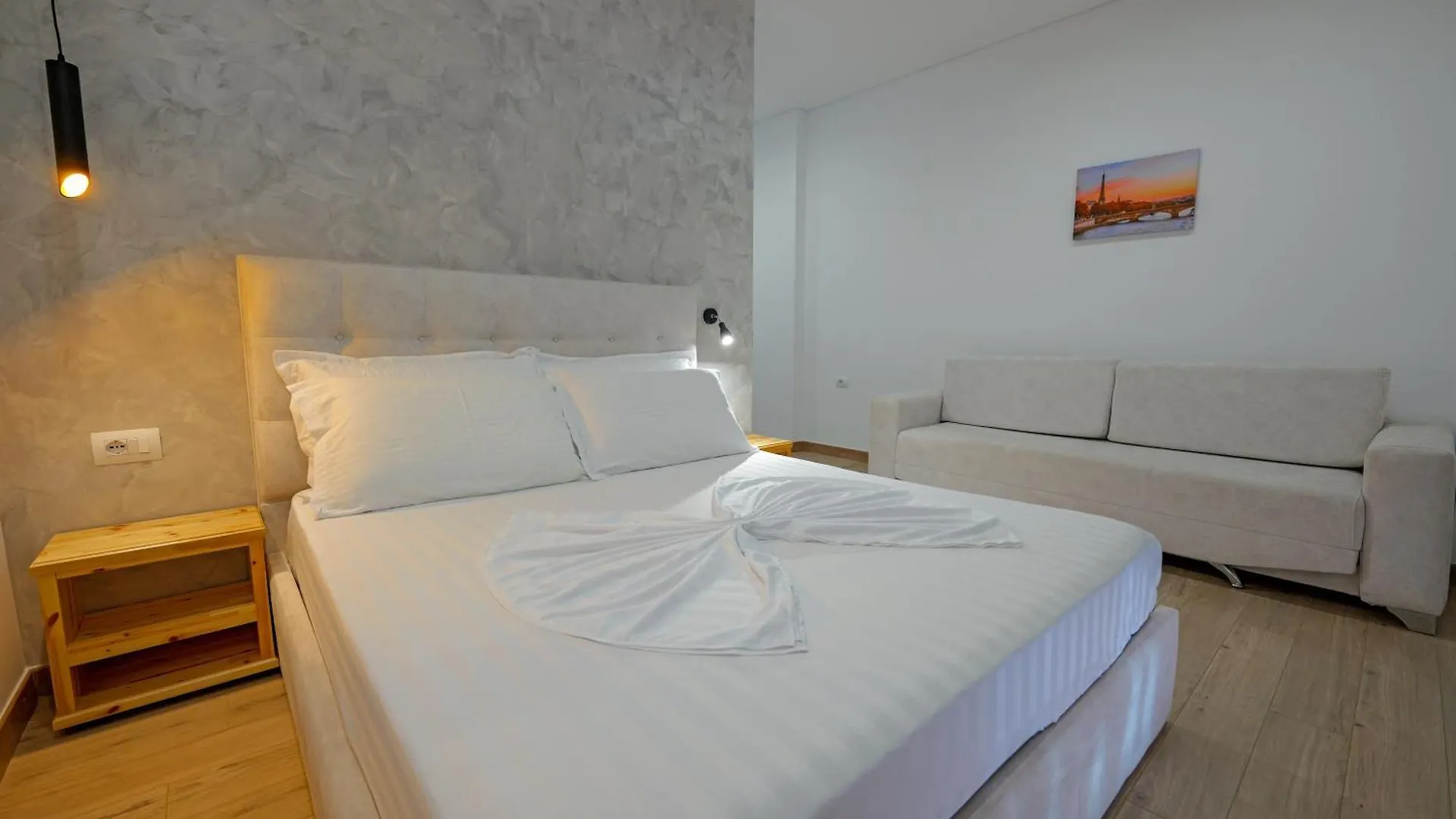 Villa Juna Beach Sarandë 4*,  アルバニア