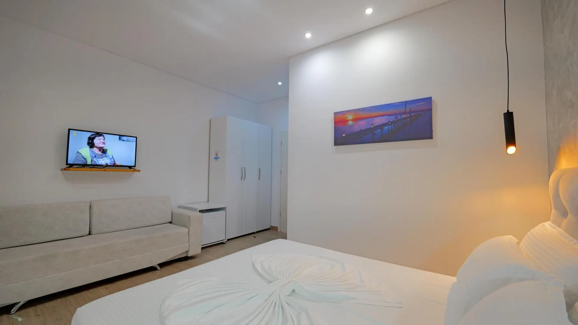 ホテル Villa Juna Beach Sarandë